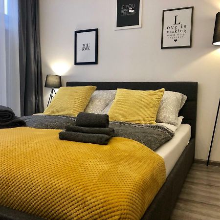 ילנייה גורה Apartament Szczesliwa 13 - Plac Ratuszowy מראה חיצוני תמונה