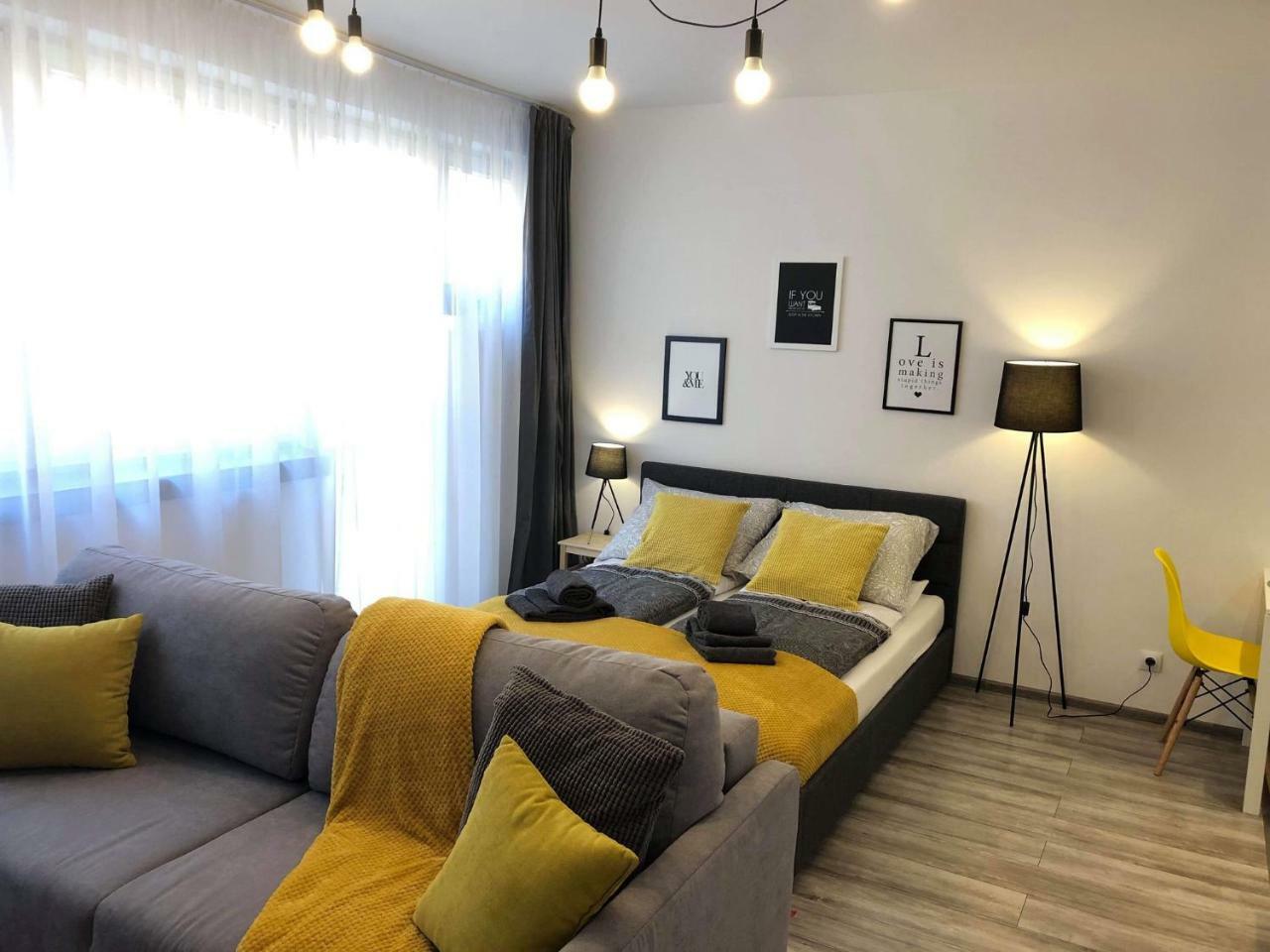 ילנייה גורה Apartament Szczesliwa 13 - Plac Ratuszowy מראה חיצוני תמונה